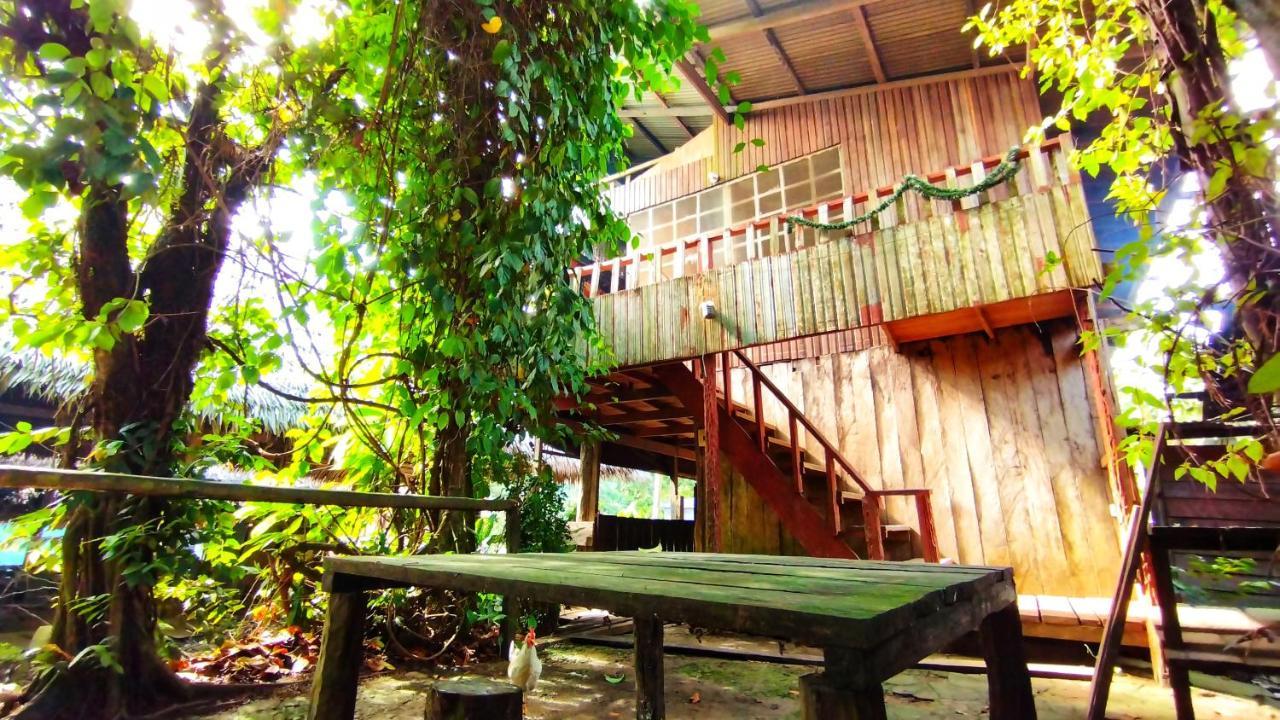 Hospedaje Y Tours Reina Arriera Amazonas Colombia Macedonia Luaran gambar