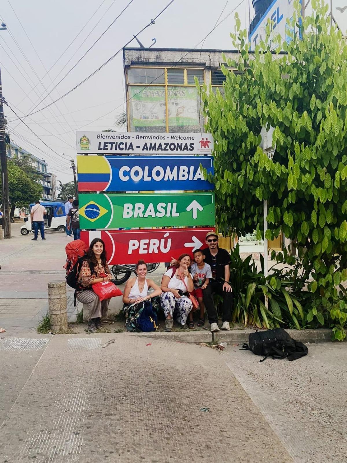 Hospedaje Y Tours Reina Arriera Amazonas Colombia Macedonia Luaran gambar